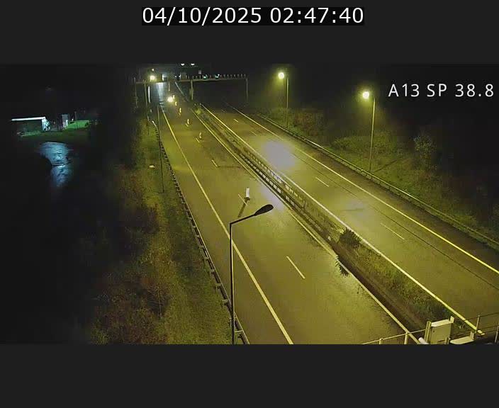 Webcam autoroute A13 à l'entrée ouest du tunnel Markusbierg à Schengen. Vue orientée vers le tunnel et l'Allemagne