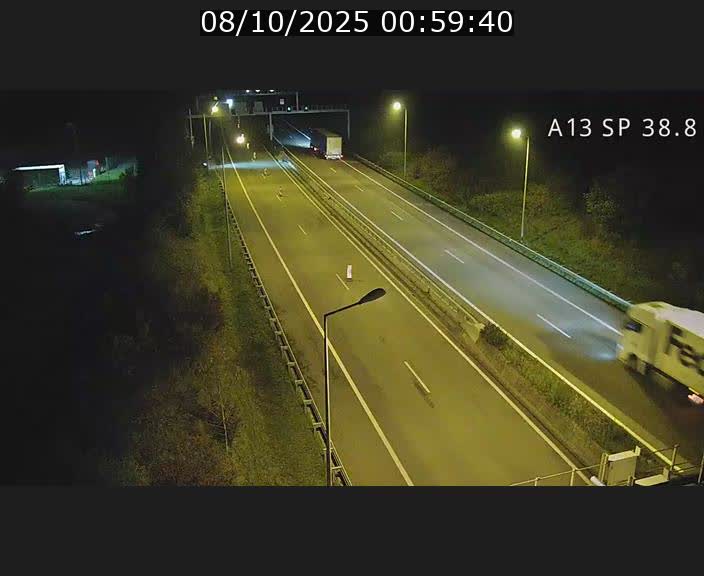 Webcam autoroute A13 à l'entrée ouest du tunnel Markusbierg à Schengen. Vue orientée vers le tunnel et l'Allemagne