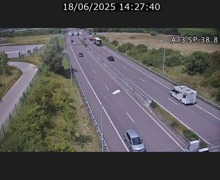 Webcam autoroute A13 à l'entrée ouest du tunnel Markusbierg à Schengen. Vue orientée vers le tunnel et l'Allemagne