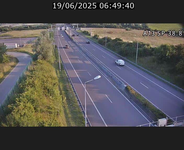 <h2>Webcam autoroute A13 à l'entrée ouest du tunnel Markusbierg à Schengen. Vue orientée vers le tunnel et l'Allemagne</h2>