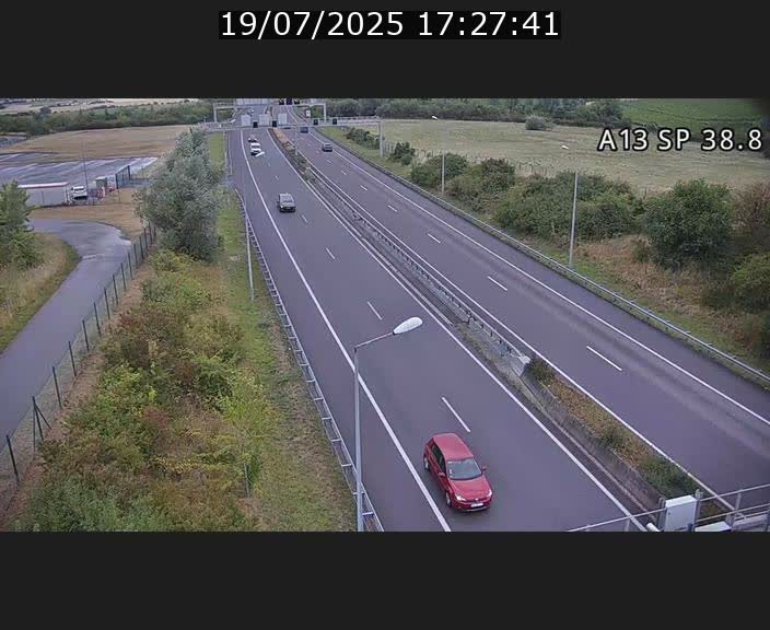 Webcam autoroute A13 à l'entrée ouest du tunnel Markusbierg à Schengen. Vue orientée vers le tunnel et l'Allemagne