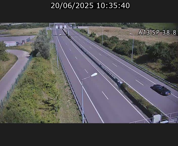 <h2>Webcam autoroute A13 à l'entrée ouest du tunnel Markusbierg à Schengen. Vue orientée vers le tunnel et l'Allemagne</h2>