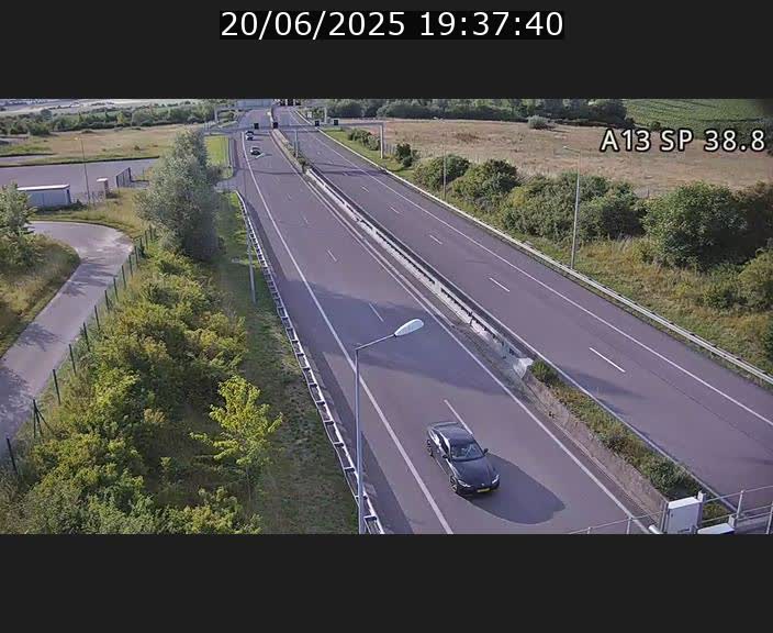 <h2>Webcam autoroute A13 à l'entrée ouest du tunnel Markusbierg à Schengen. Vue orientée vers le tunnel et l'Allemagne</h2>