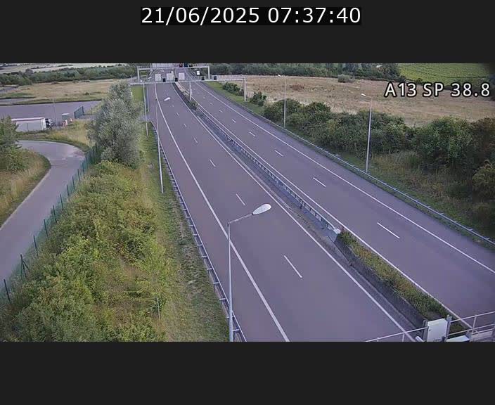<h2>Webcam autoroute A13 à l'entrée ouest du tunnel Markusbierg à Schengen. Vue orientée vers le tunnel et l'Allemagne</h2>