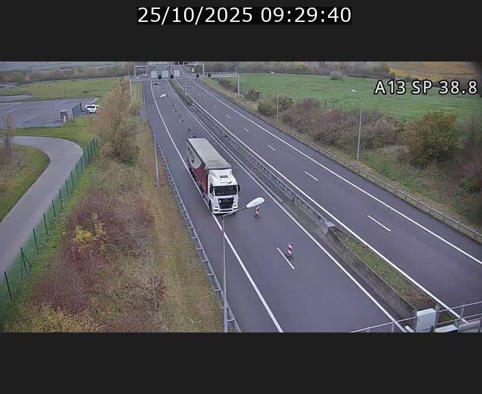 <h2>Webcam autoroute A13 à l'entrée ouest du tunnel Markusbierg à Schengen. Vue orientée vers le tunnel et l'Allemagne</h2>