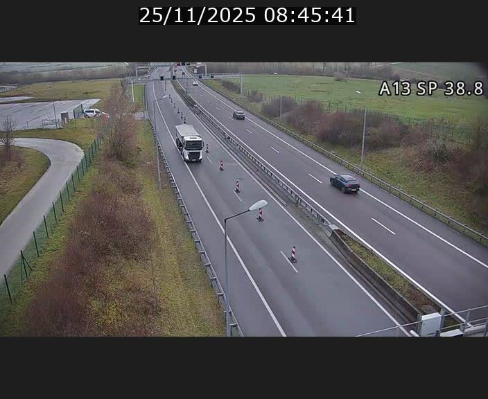 <h2>Webcam autoroute A13 à l'entrée ouest du tunnel Markusbierg à Schengen. Vue orientée vers le tunnel et l'Allemagne</h2>