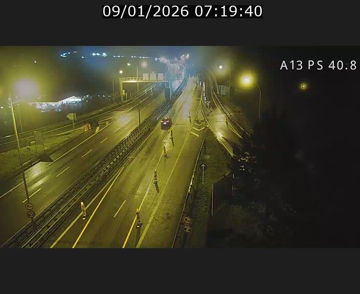 <h2>Webcam autoroute A13 à la sortie est du tunnel Markusbierg à Schengen. Vue sur le pont de la Moselle, vers l'Allemagne</h2>
