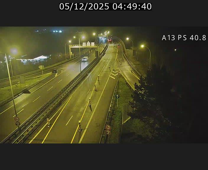 <h2>Webcam autoroute A13 à la sortie est du tunnel Markusbierg à Schengen. Vue sur le pont de la Moselle, vers l'Allemagne</h2>