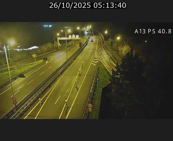 <h2>Webcam autoroute A13 à la sortie est du tunnel Markusbierg à Schengen. Vue sur le pont de la Moselle, vers l'Allemagne</h2>