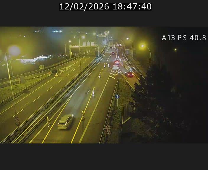 <h2>Webcam autoroute A13 à la sortie est du tunnel Markusbierg à Schengen. Vue sur le pont de la Moselle, vers l'Allemagne</h2>