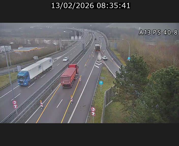 <h2>Webcam autoroute A13 à la sortie est du tunnel Markusbierg à Schengen. Vue sur le pont de la Moselle, vers l'Allemagne</h2>