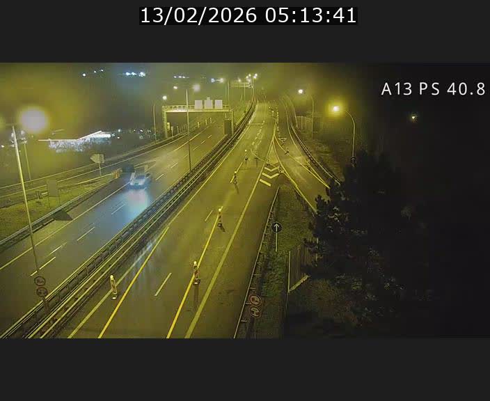 <h2>Webcam autoroute A13 à la sortie est du tunnel Markusbierg à Schengen. Vue sur le pont de la Moselle, vers l'Allemagne</h2>
