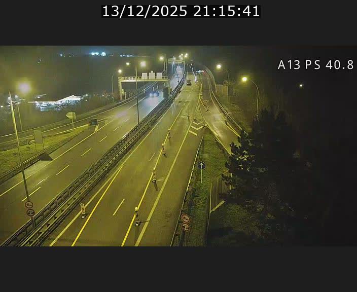 <h2>Webcam autoroute A13 à la sortie est du tunnel Markusbierg à Schengen. Vue sur le pont de la Moselle, vers l'Allemagne</h2>
