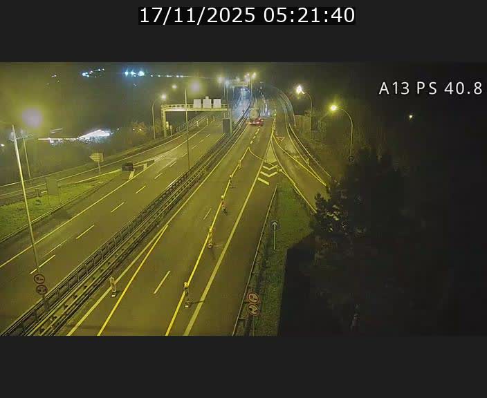 Webcam autoroute A13 à la sortie est du tunnel Markusbierg à Schengen. Vue sur le pont de la Moselle, vers l'Allemagne