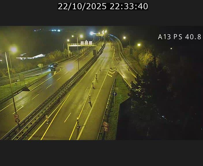 <h2>Webcam autoroute A13 à la sortie est du tunnel Markusbierg à Schengen. Vue sur le pont de la Moselle, vers l'Allemagne</h2>