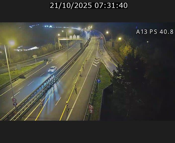 <h2>Webcam autoroute A13 à la sortie est du tunnel Markusbierg à Schengen. Vue sur le pont de la Moselle, vers l'Allemagne</h2>