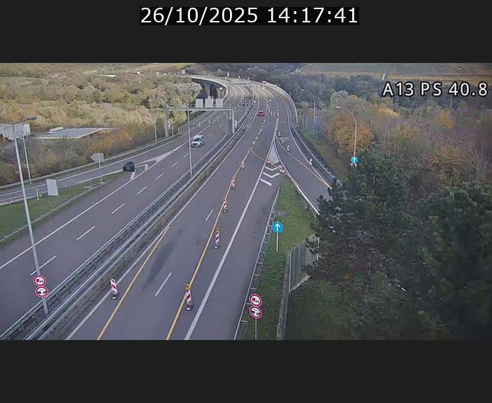 <h2>Webcam autoroute A13 à la sortie est du tunnel Markusbierg à Schengen. Vue sur le pont de la Moselle, vers l'Allemagne</h2>