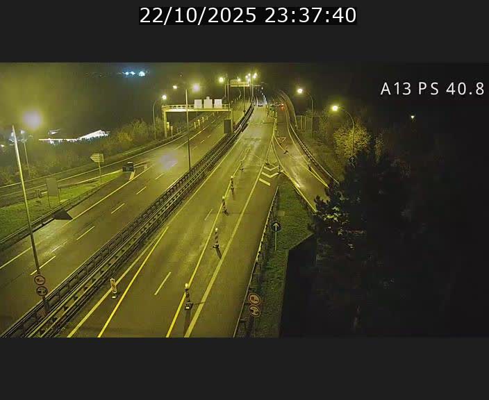 <h2>Webcam autoroute A13 à la sortie est du tunnel Markusbierg à Schengen. Vue sur le pont de la Moselle, vers l'Allemagne</h2>