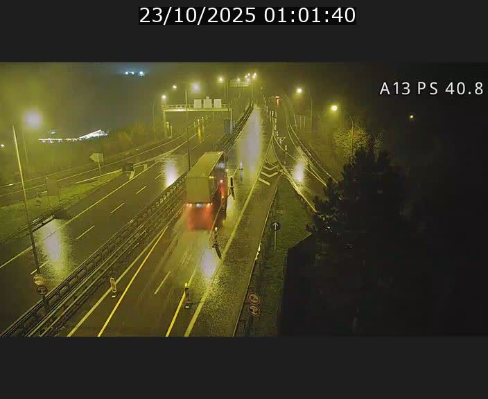 <h2>Webcam autoroute A13 à la sortie est du tunnel Markusbierg à Schengen. Vue sur le pont de la Moselle, vers l'Allemagne</h2>