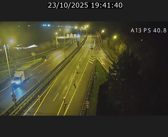 <h2>Webcam autoroute A13 à la sortie est du tunnel Markusbierg à Schengen. Vue sur le pont de la Moselle, vers l'Allemagne</h2>