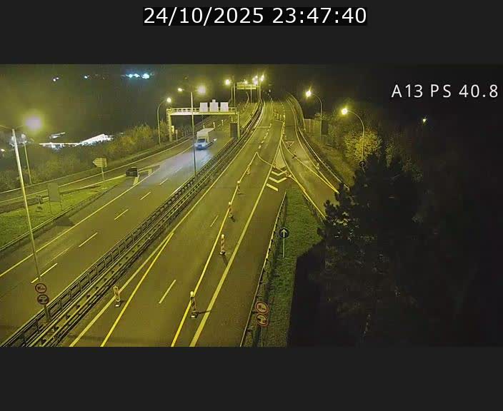 <h2>Webcam autoroute A13 à la sortie est du tunnel Markusbierg à Schengen. Vue sur le pont de la Moselle, vers l'Allemagne</h2>