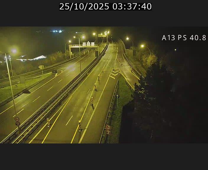 <h2>Webcam autoroute A13 à la sortie est du tunnel Markusbierg à Schengen. Vue sur le pont de la Moselle, vers l'Allemagne</h2>
