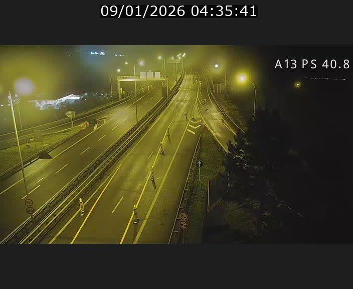 <h2>Webcam autoroute A13 à la sortie est du tunnel Markusbierg à Schengen. Vue sur le pont de la Moselle, vers l'Allemagne</h2>