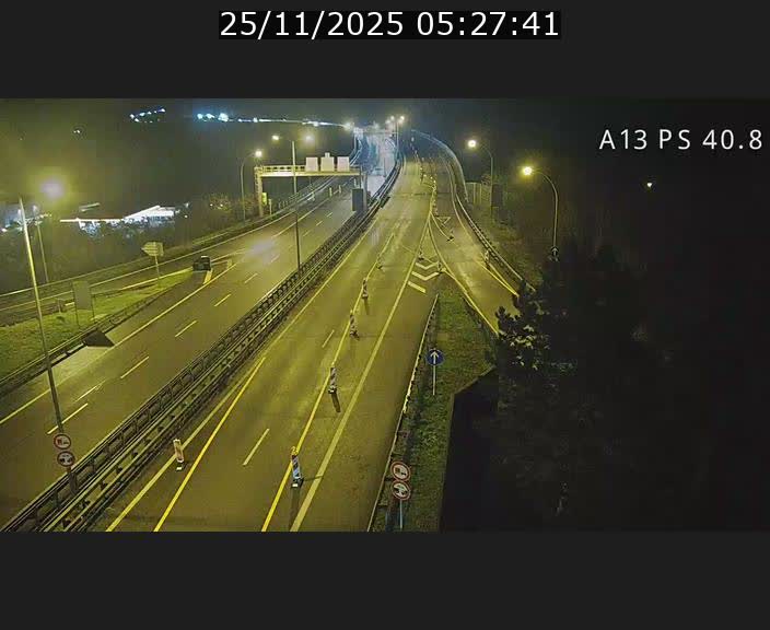 <h2>Webcam autoroute A13 à la sortie est du tunnel Markusbierg à Schengen. Vue sur le pont de la Moselle, vers l'Allemagne</h2>