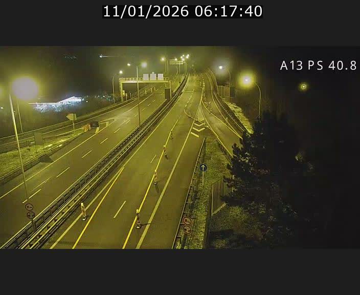 <h2>Webcam autoroute A13 à la sortie est du tunnel Markusbierg à Schengen. Vue sur le pont de la Moselle, vers l'Allemagne</h2>