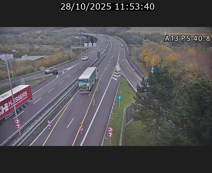 <h2>Webcam autoroute A13 à la sortie est du tunnel Markusbierg à Schengen. Vue sur le pont de la Moselle, vers l'Allemagne</h2>