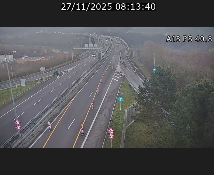 <h2>Webcam autoroute A13 à la sortie est du tunnel Markusbierg à Schengen. Vue sur le pont de la Moselle, vers l'Allemagne</h2>