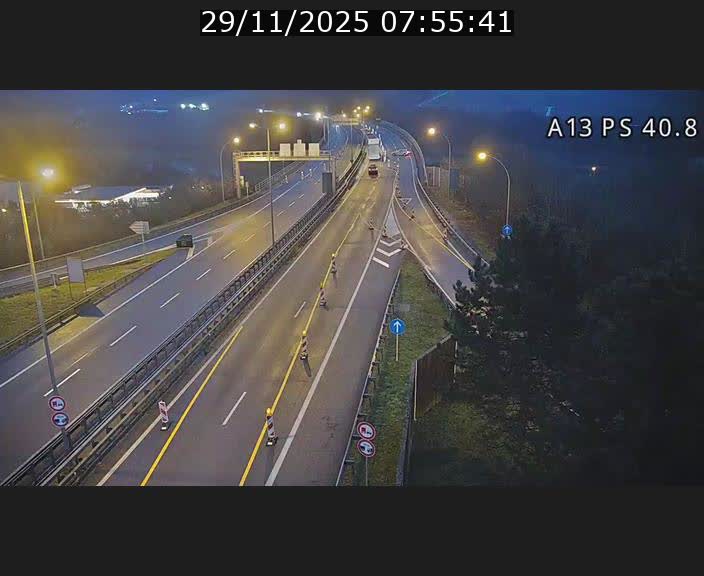 <h2>Webcam autoroute A13 à la sortie est du tunnel Markusbierg à Schengen. Vue sur le pont de la Moselle, vers l'Allemagne</h2>