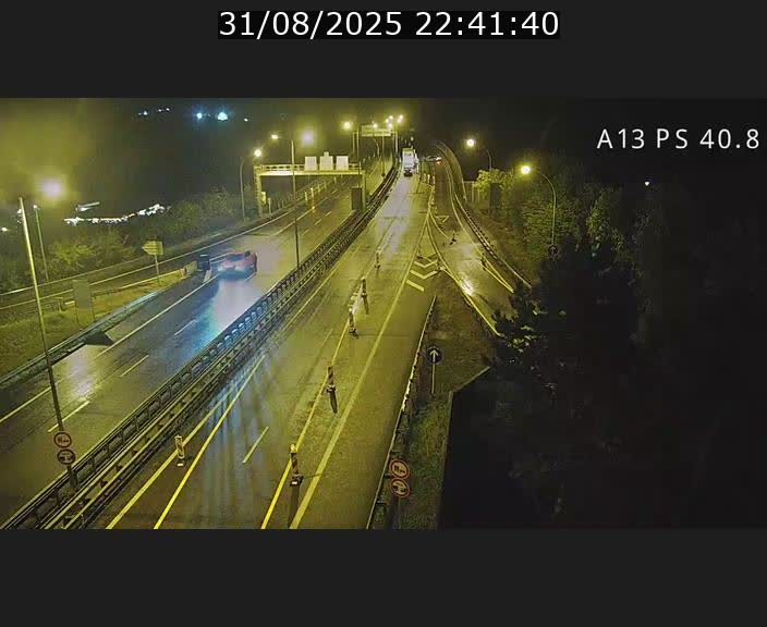 <h2>Webcam autoroute A13 à la sortie est du tunnel Markusbierg à Schengen. Vue sur le pont de la Moselle, vers l'Allemagne</h2>