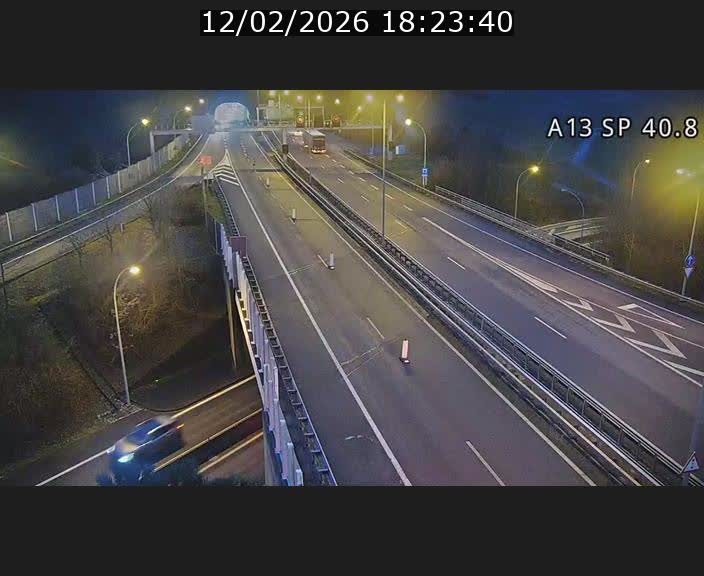 <h2>Webcam avec vue sur l'entrée côté allemand du tunnel Markusbierg à Schengen. Vue orientée vers le tunnel et Bettembourg</h2>