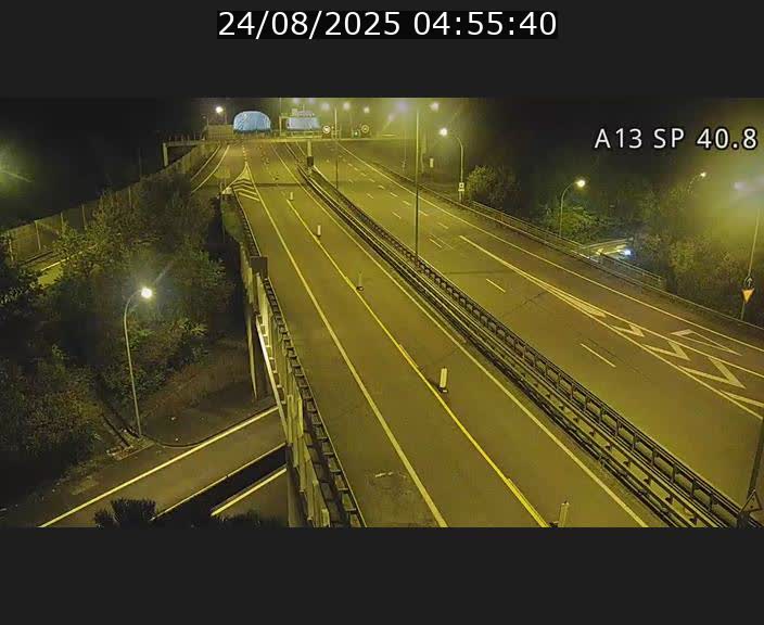 <h2>Webcam avec vue sur l'entrée côté allemand du tunnel Markusbierg à Schengen. Vue orientée vers le tunnel et Bettembourg</h2>