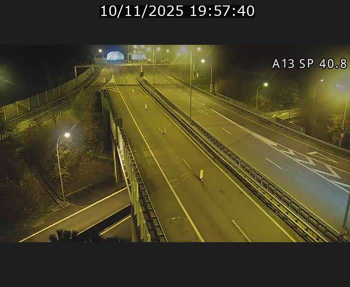 <h2>Webcam avec vue sur l'entrée côté allemand du tunnel Markusbierg à Schengen. Vue orientée vers le tunnel et Bettembourg</h2>