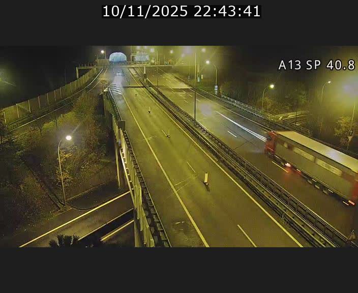 <h2>Webcam avec vue sur l'entrée côté allemand du tunnel Markusbierg à Schengen. Vue orientée vers le tunnel et Bettembourg</h2>