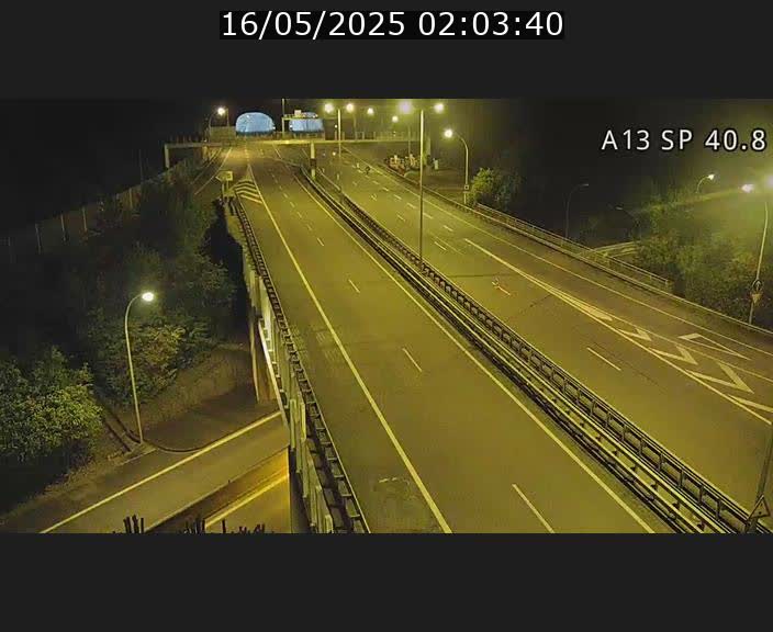<h2>Webcam avec vue sur l'entrée côté allemand du tunnel Markusbierg à Schengen. Vue orientée vers le tunnel et Bettembourg</h2>