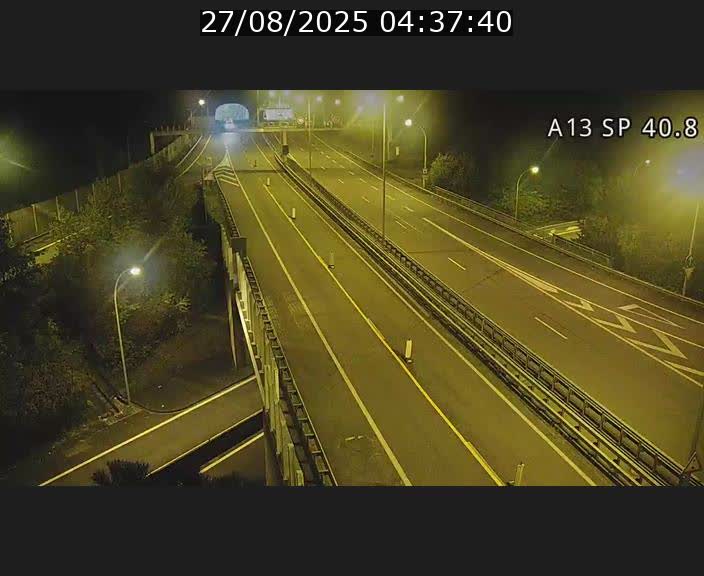 <h2>Webcam avec vue sur l'entrée côté allemand du tunnel Markusbierg à Schengen. Vue orientée vers le tunnel et Bettembourg</h2>