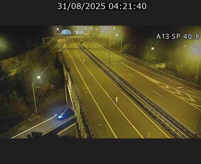 <h2>Webcam avec vue sur l'entrée côté allemand du tunnel Markusbierg à Schengen. Vue orientée vers le tunnel et Bettembourg</h2>