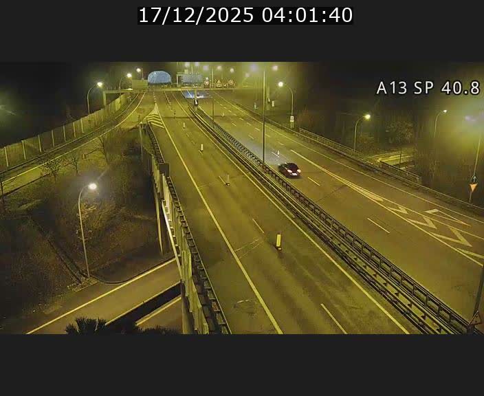 <h2>Webcam avec vue sur l'entrée côté allemand du tunnel Markusbierg à Schengen. Vue orientée vers le tunnel et Bettembourg</h2>