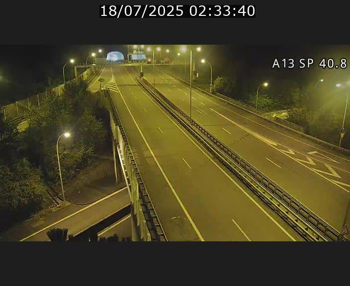 <h2>Webcam avec vue sur l'entrée côté allemand du tunnel Markusbierg à Schengen. Vue orientée vers le tunnel et Bettembourg</h2>