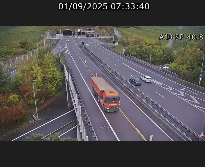 <h2>Webcam avec vue sur l'entrée côté allemand du tunnel Markusbierg à Schengen. Vue orientée vers le tunnel et Bettembourg</h2>
