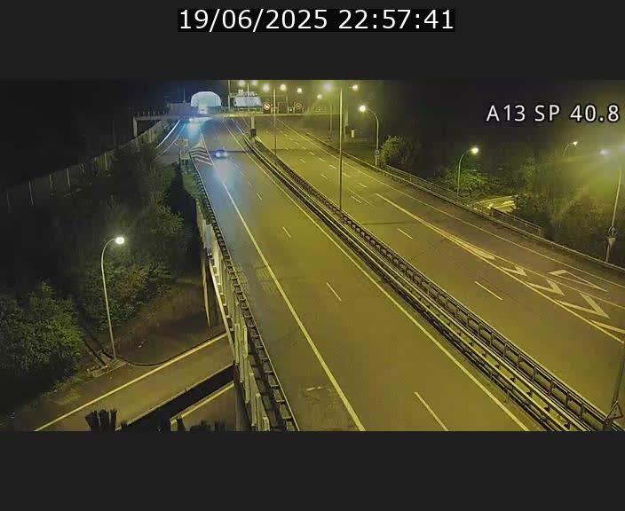 <h2>Webcam avec vue sur l'entrée côté allemand du tunnel Markusbierg à Schengen. Vue orientée vers le tunnel et Bettembourg</h2>