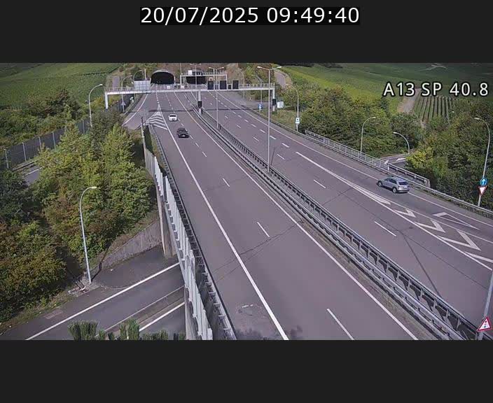 <h2>Webcam avec vue sur l'entrée côté allemand du tunnel Markusbierg à Schengen. Vue orientée vers le tunnel et Bettembourg</h2>