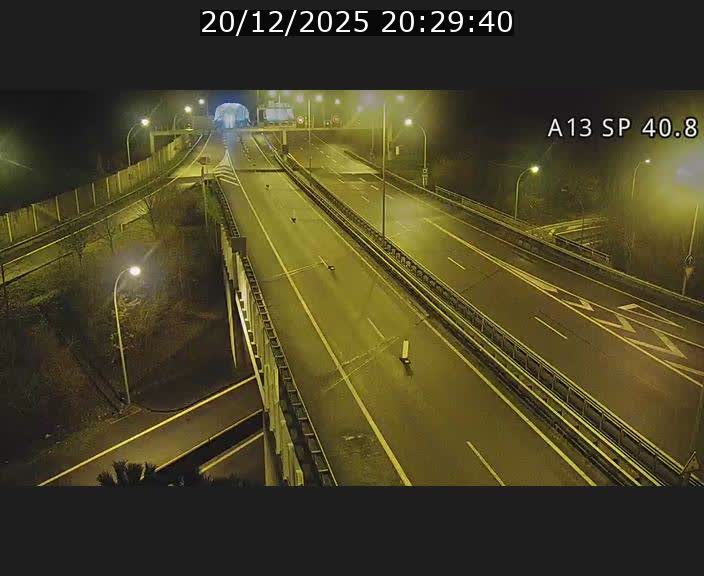 <h2>Webcam avec vue sur l'entrée côté allemand du tunnel Markusbierg à Schengen. Vue orientée vers le tunnel et Bettembourg</h2>