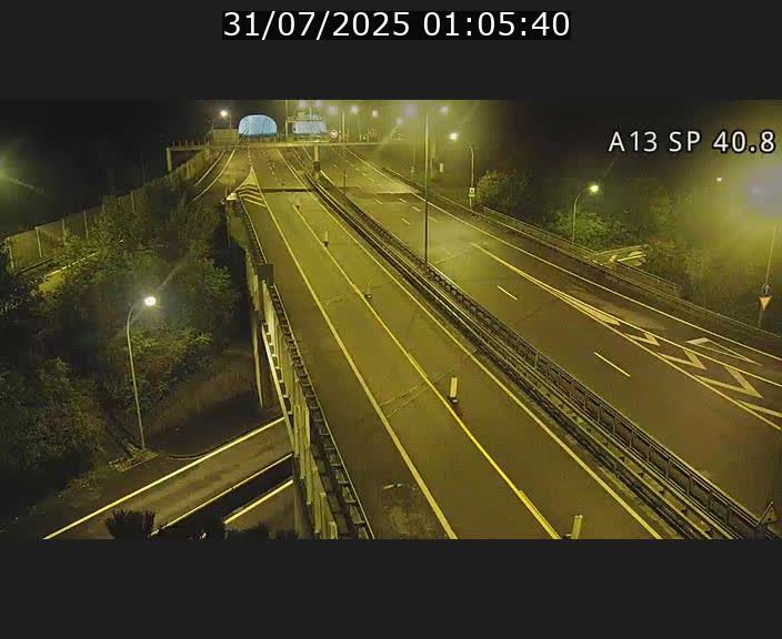 <h2>Webcam avec vue sur l'entrée côté allemand du tunnel Markusbierg à Schengen. Vue orientée vers le tunnel et Bettembourg</h2>