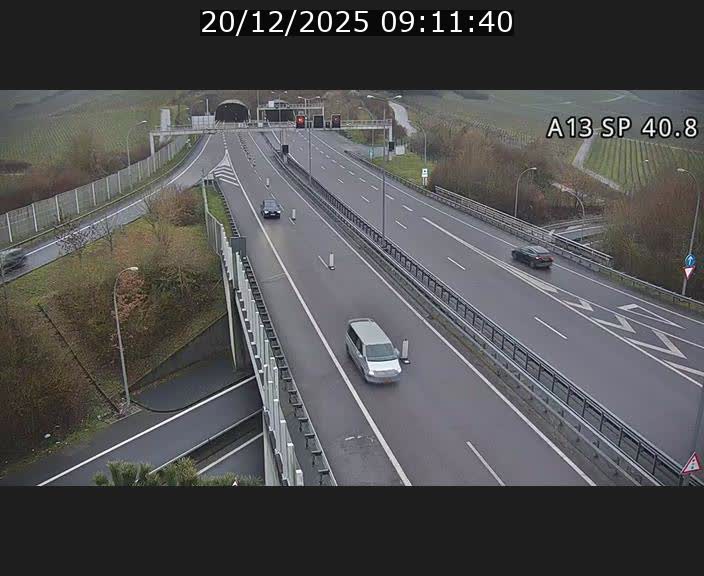 <h2>Webcam avec vue sur l'entrée côté allemand du tunnel Markusbierg à Schengen. Vue orientée vers le tunnel et Bettembourg</h2>