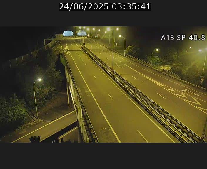 <h2>Webcam avec vue sur l'entrée côté allemand du tunnel Markusbierg à Schengen. Vue orientée vers le tunnel et Bettembourg</h2>