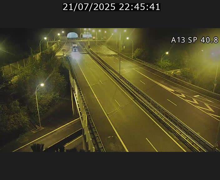 <h2>Webcam avec vue sur l'entrée côté allemand du tunnel Markusbierg à Schengen. Vue orientée vers le tunnel et Bettembourg</h2>